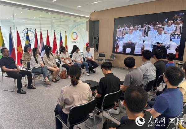 配资门户官网 “AI赋能千行百业超级联赛”启动仪式曼谷分会场活动举办